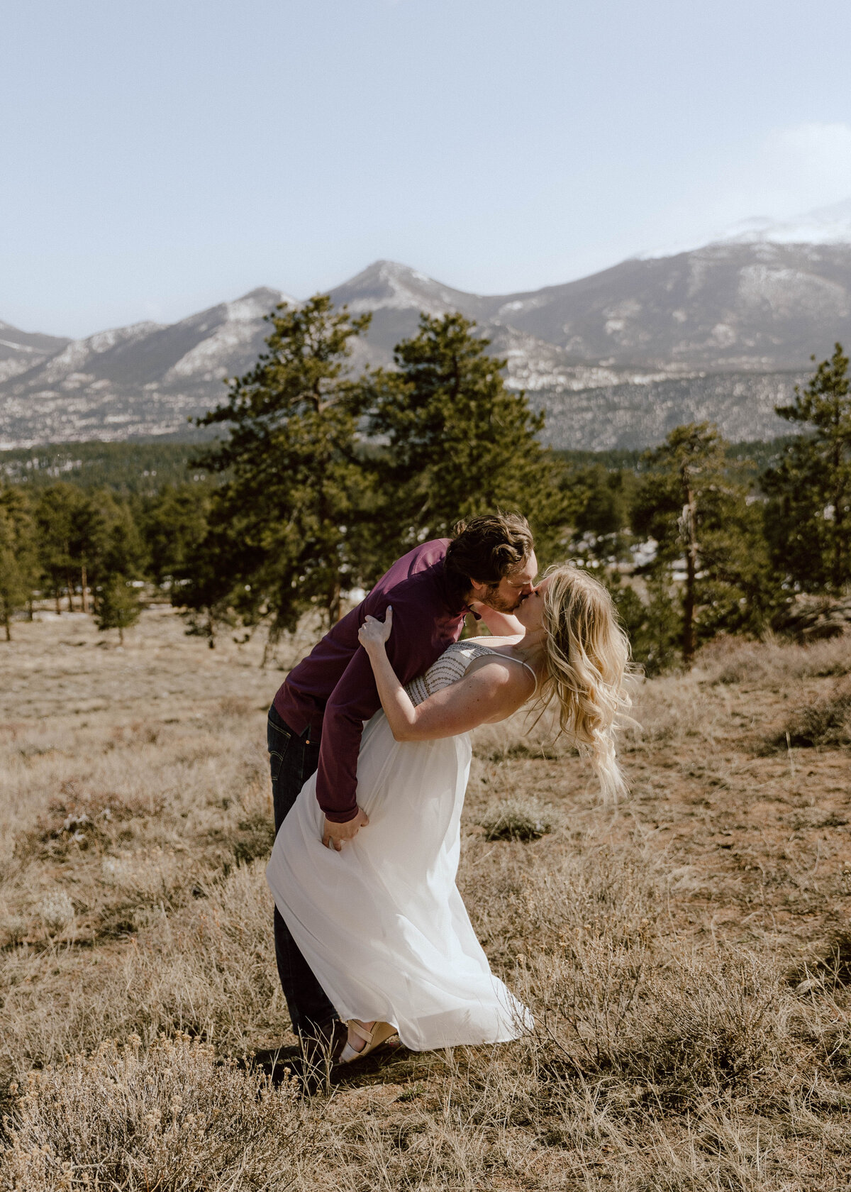 ashlynnshelbyphotograhpy_ 3m curve _ Rocky Mountain National Park Engagement Shoo-31