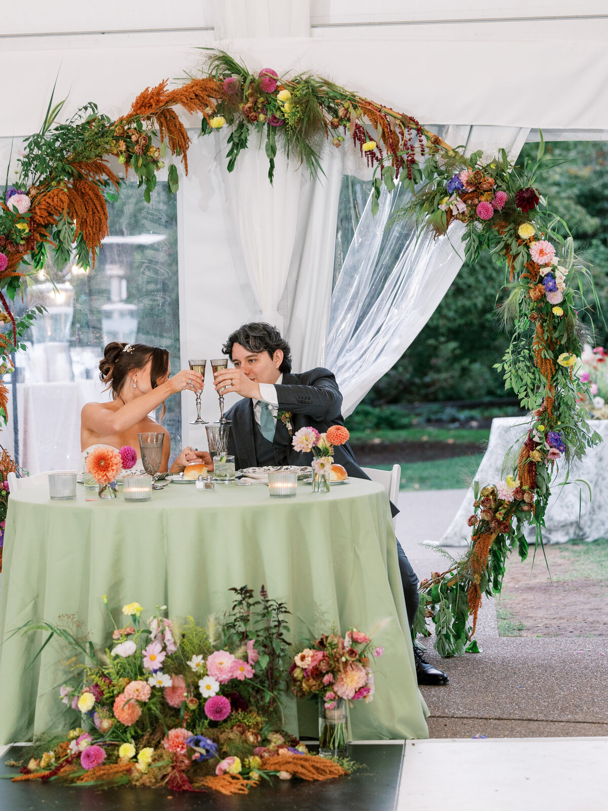 pittsburgh-wedding-photographer-phipps-botanic-gardens-conservatory-wedding-outdoor-lgbtq-luxury-photography-light-and-airy84