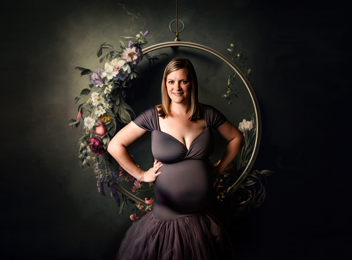 Lehigh-Valley-Maternity-Photographer-flower-hoop