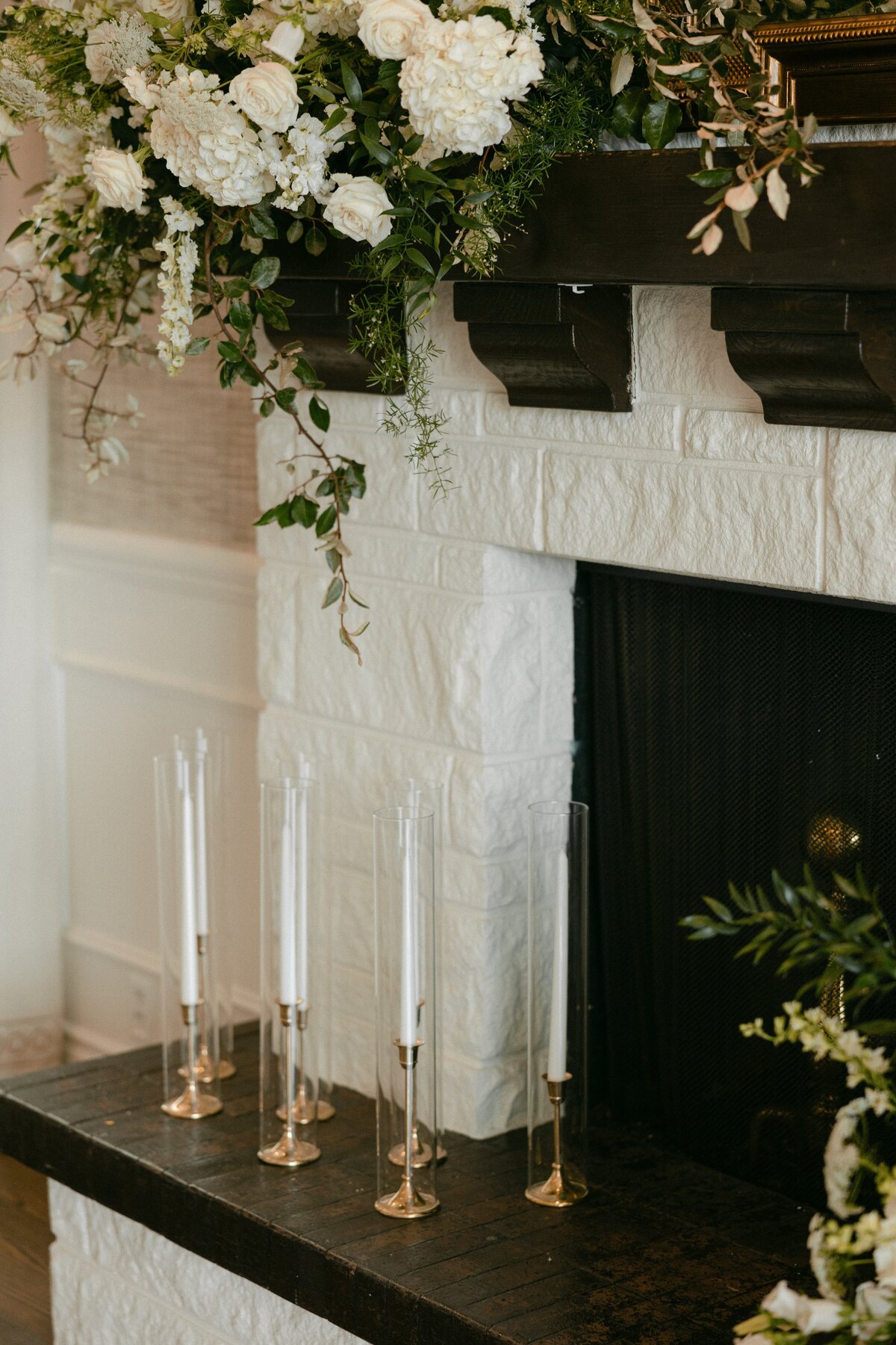 sloan-daniel-wichita-country-club-wedding-kayxbee-336