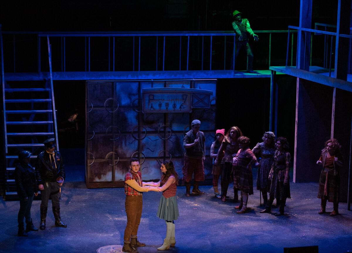 urinetown-422 cropped
