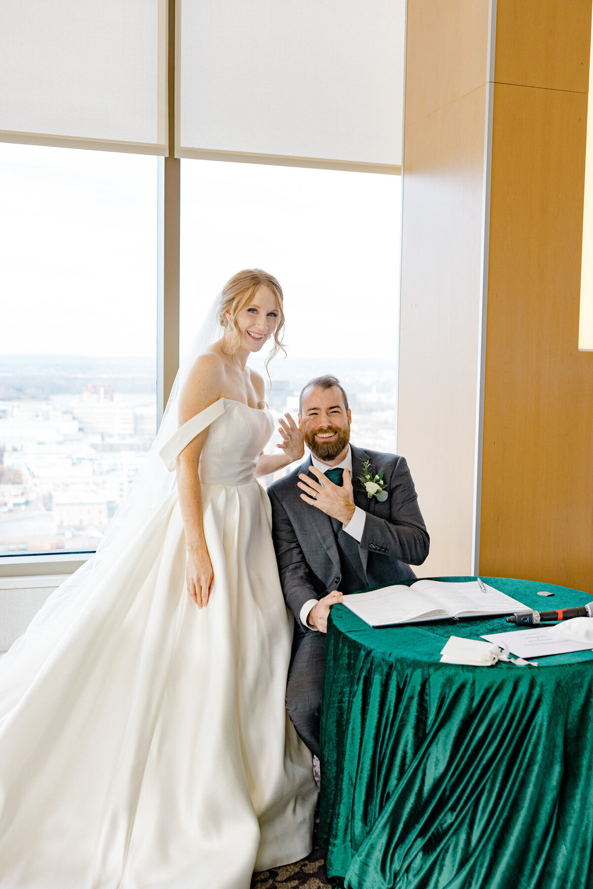 jess-ken-venue-twenty-two-ottawa-wedding-2022-108