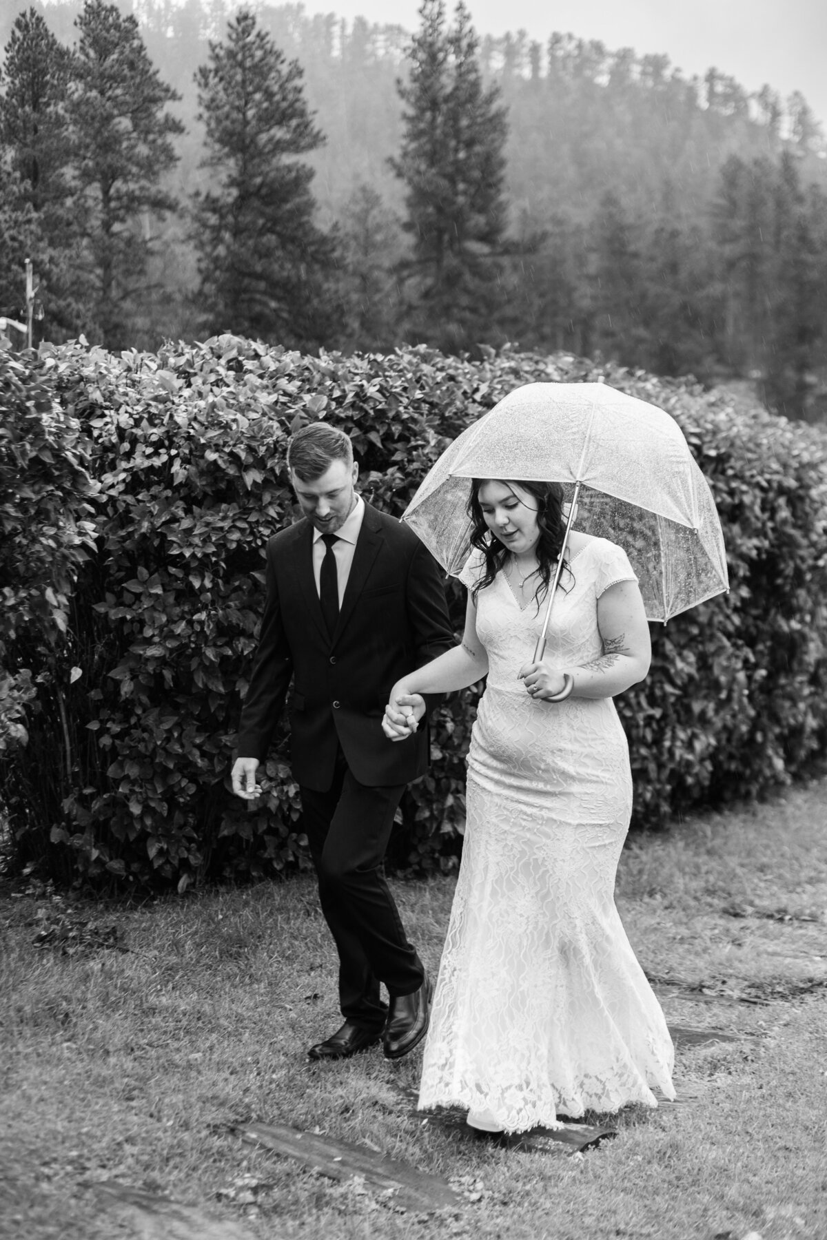 mystic-blackhillsweddingphotographer-wanderingwildemedia-elopementphotographer-adventureelopement-blackhillsbride-16