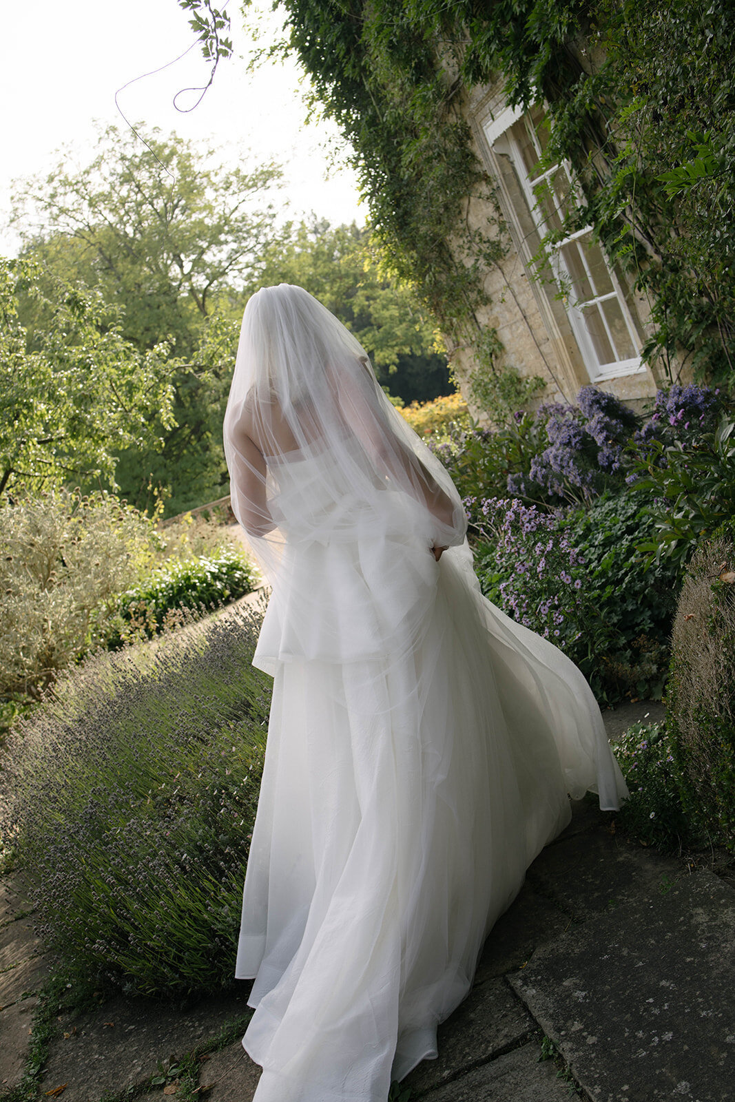 Attabara Studio Luxury Wedding Planner at Cornwell Manor by Phoebe Piper9036