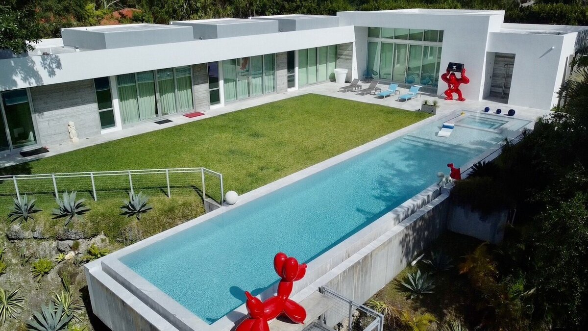 Long rectangular swimming pool