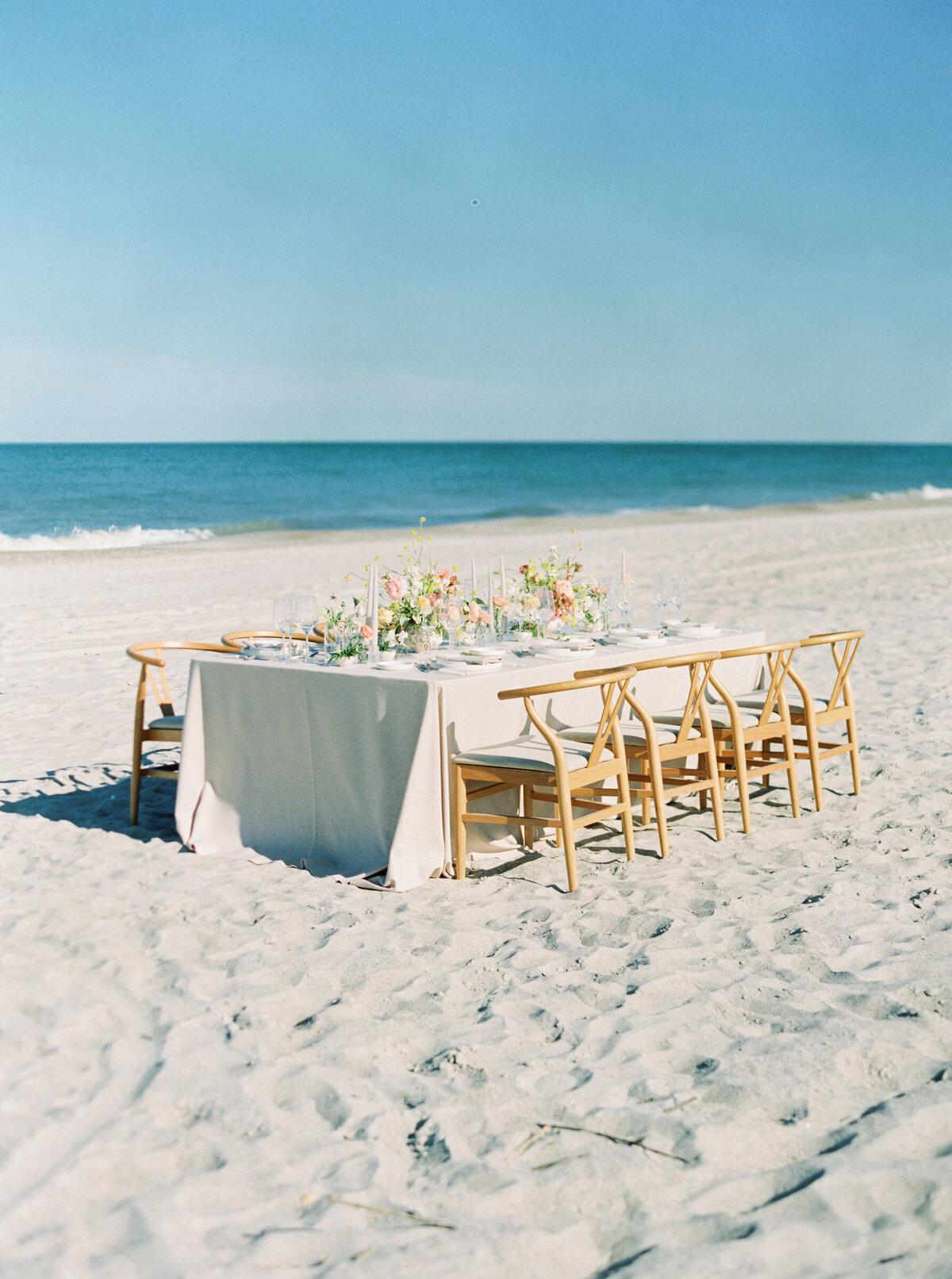 modern_beach_destination_wedding_florida_0013