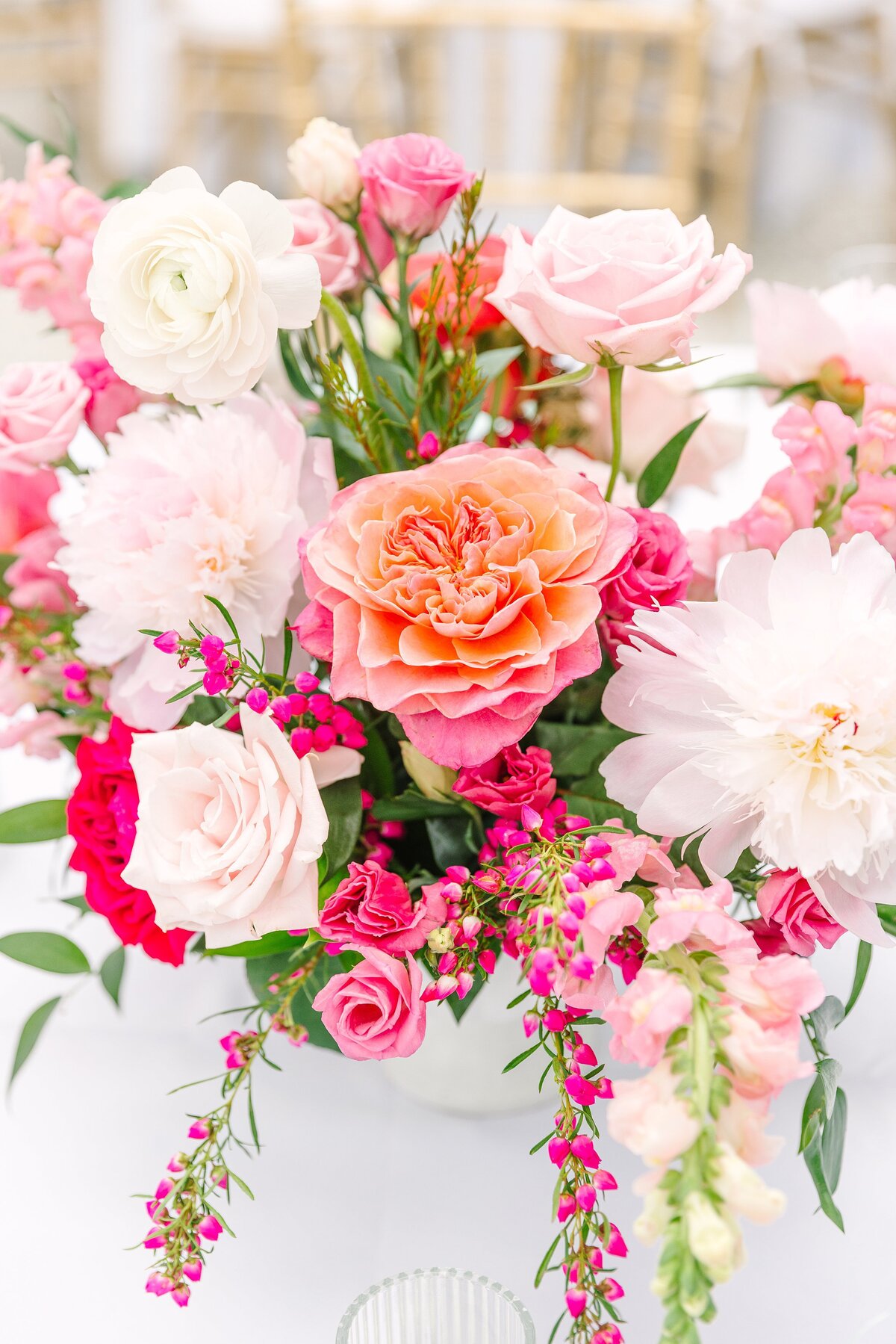 Charleston-Wedding-Photographers-Dana-Cubbage-Colorful-Pink-Spring-Wedding-Lowndes-Grove_0036