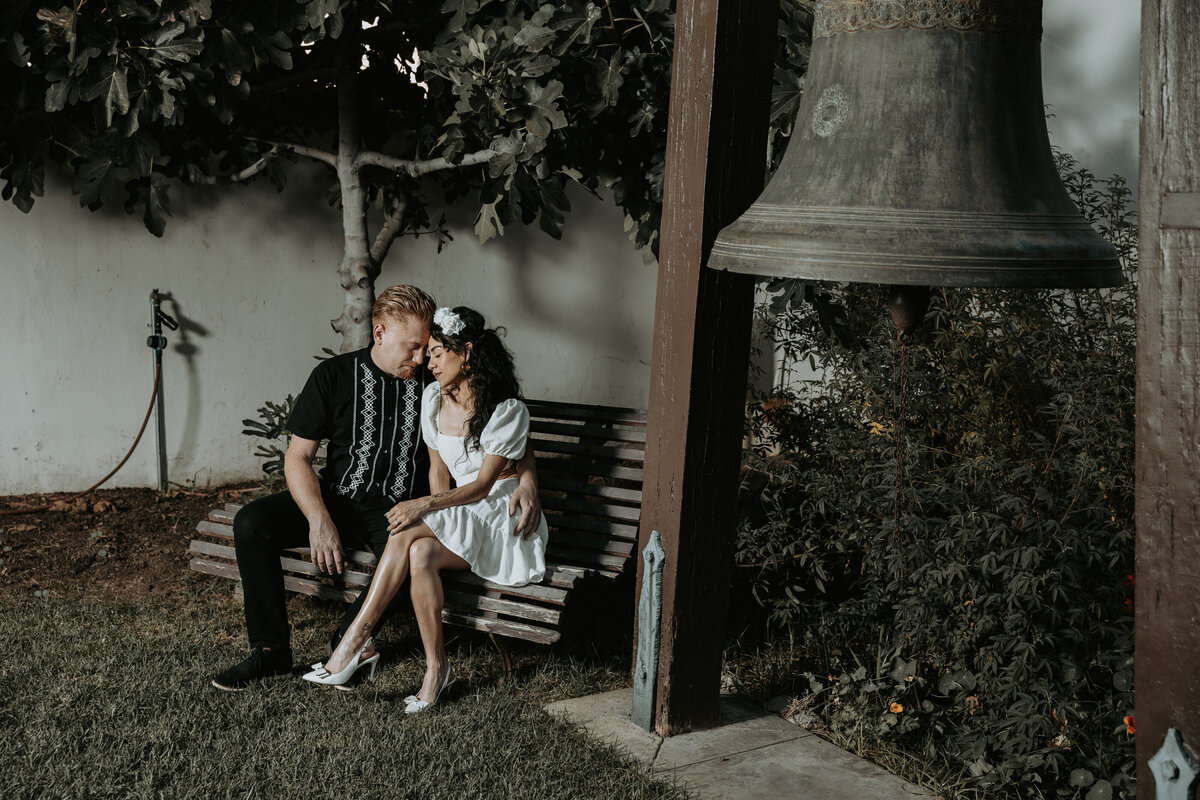 Redlands Full View Bell Portrait