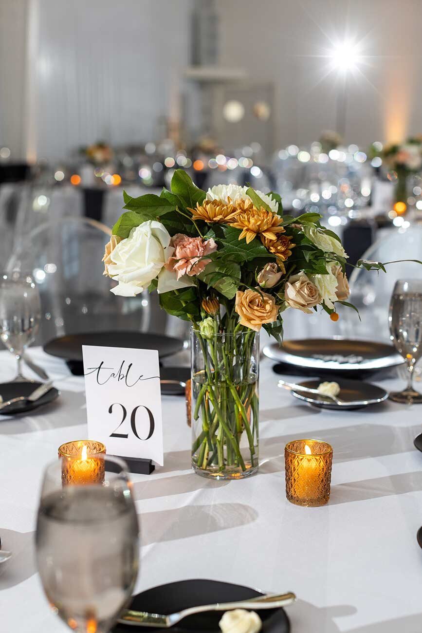 black-and-white-table-setting-at-wedding-reception