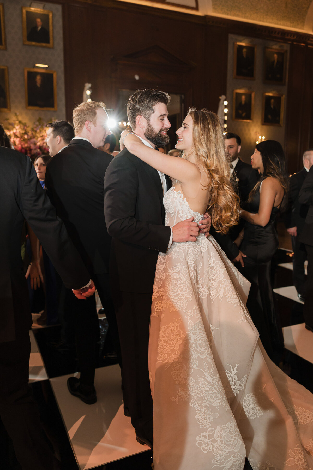 philadelphia-union-league-luxury-wedding-69