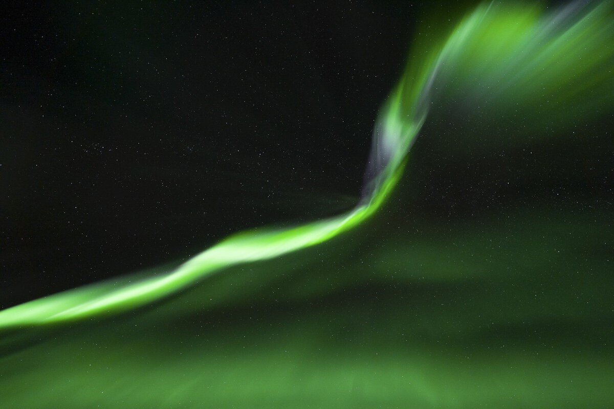 Aurora Corona Northern Lights Ribbons Over Iceland_By Stephanie Vermillion