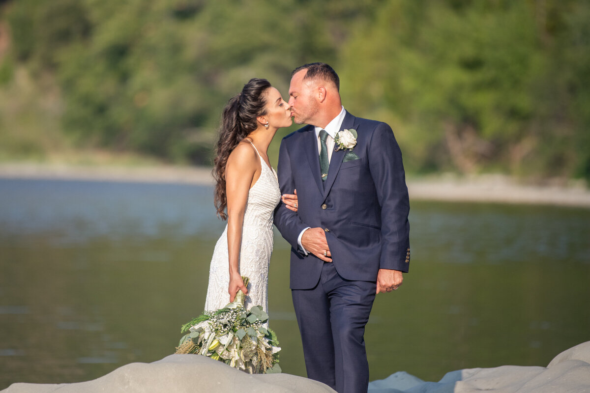 Humboldt-County-Wedding-Photographer-Garbervile-Nor-Cal-Wedding-Photographer-Benbow-Inn-Parky's-Pics-Coastal-Redwoods-Elopements-17