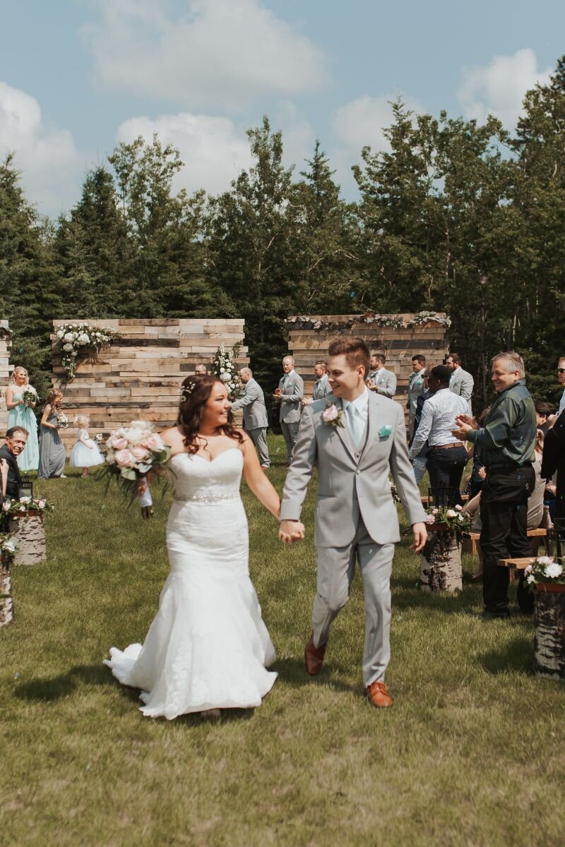 Edmonton-Wedding-Photographer-Outdoor-Acreage-13