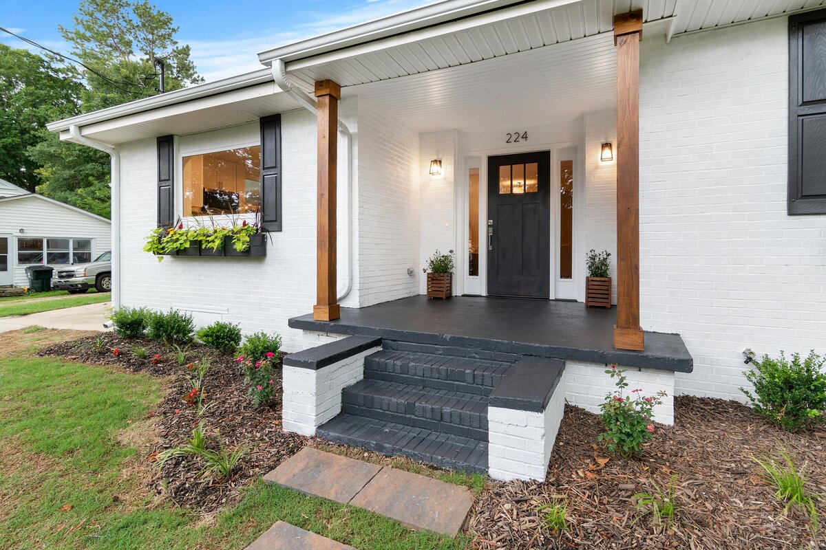 Outdoor Porch