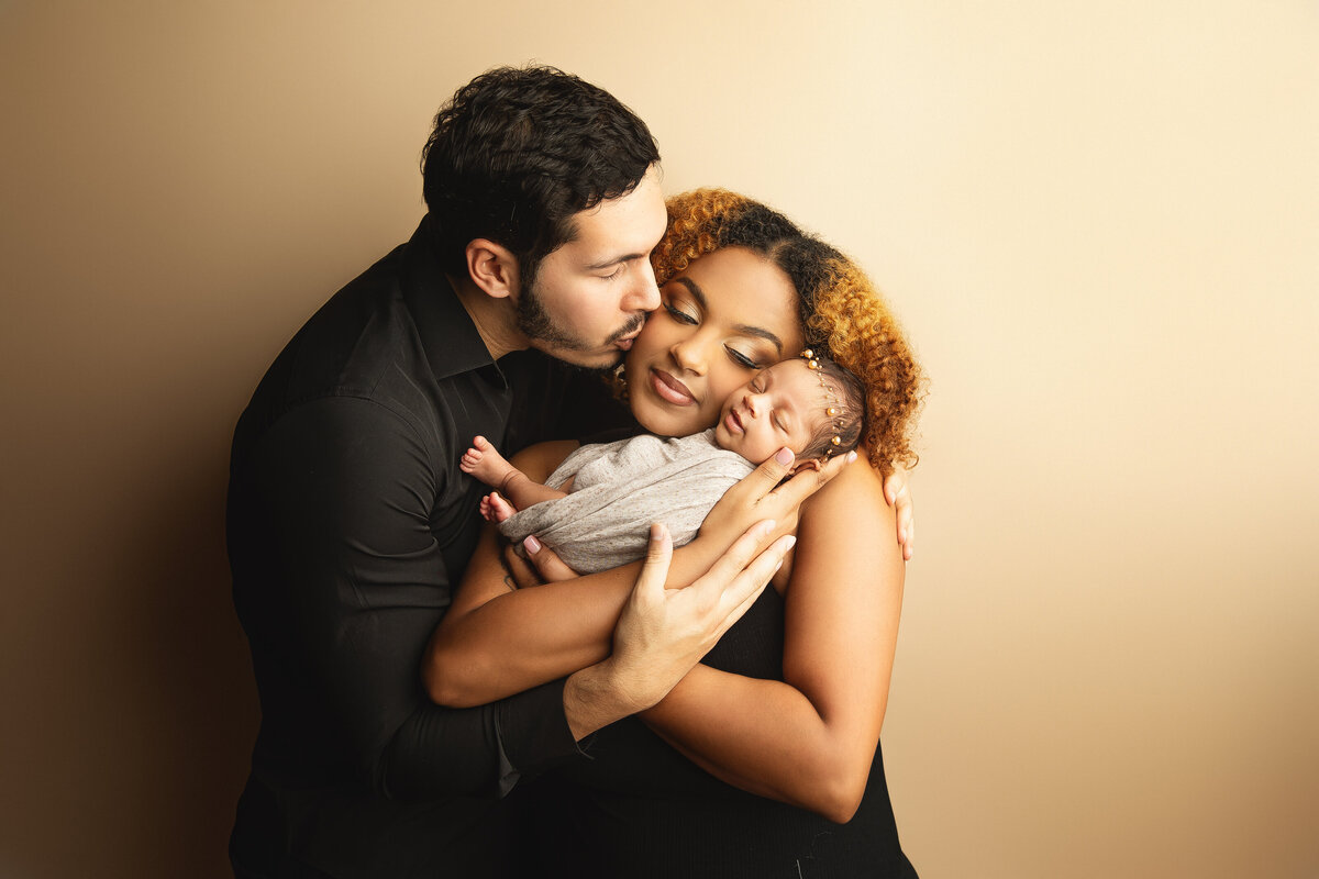 Temple, TX newborn photography for capturing every special detail of your little one. Book your session today!