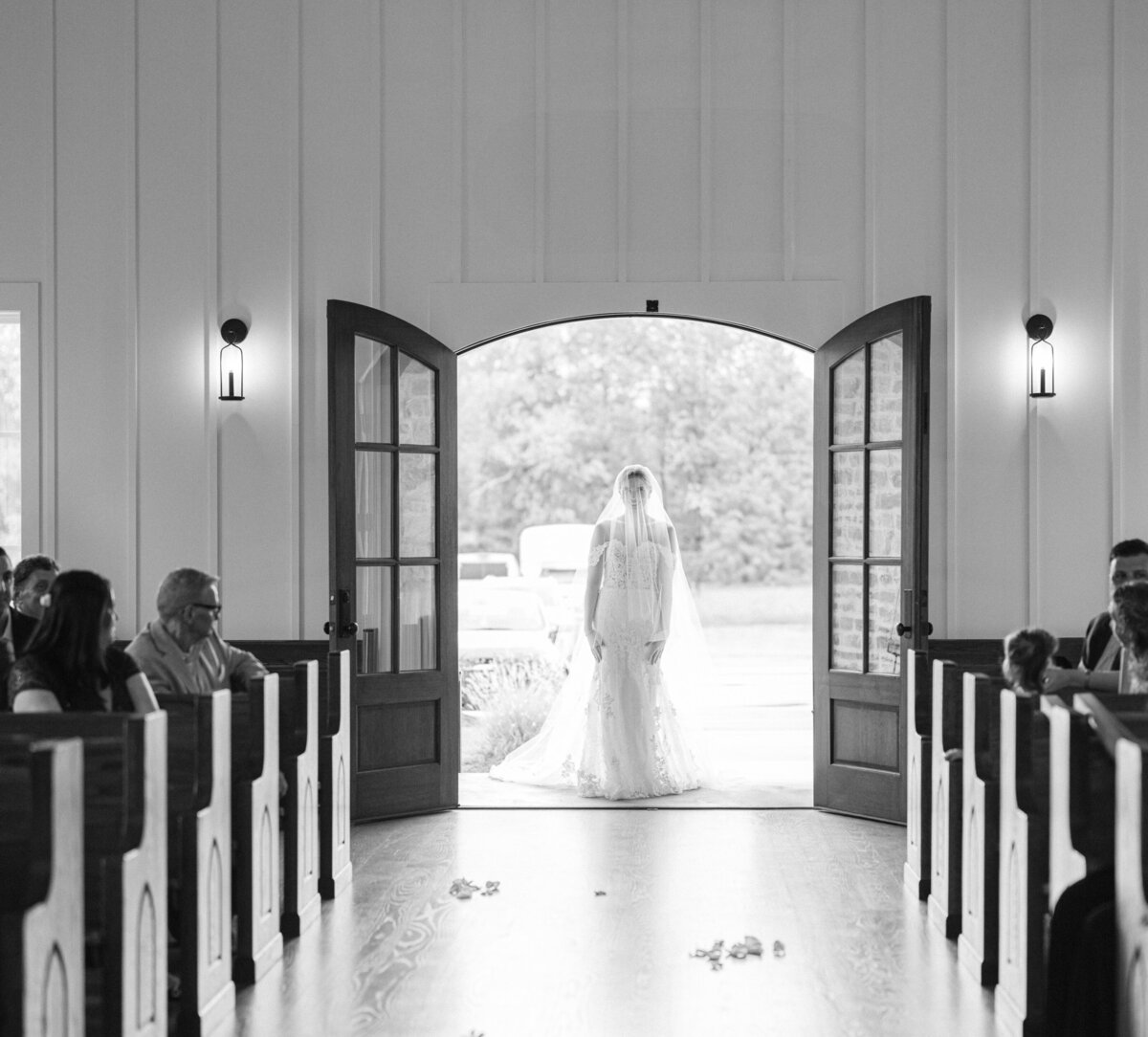 AustinBridget_Weddingday_Previews_09.01.24-106