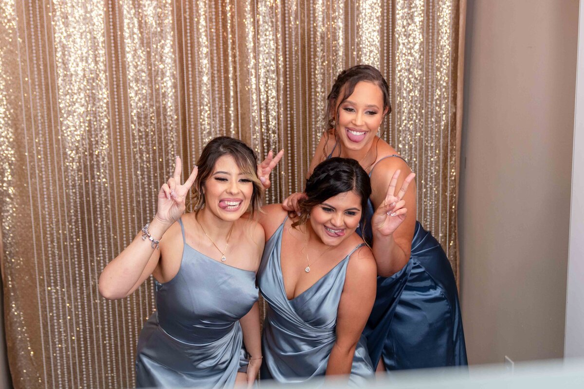 Dallas-Fort-Worth-Wedding-Photobooth58