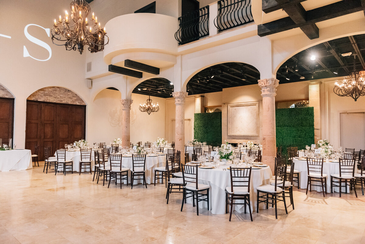 Bell Tower on 34th Wedding Houston Photographer @mv_xoxo (11)