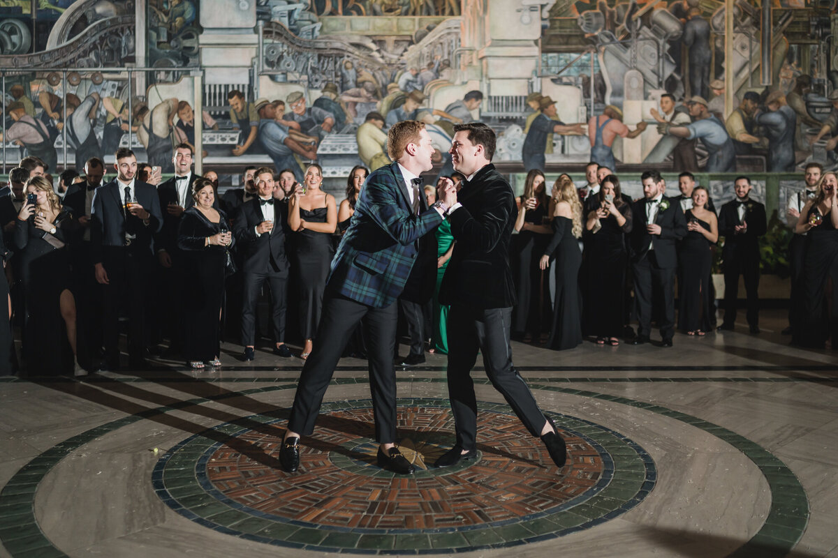 A CLASSIC BLACK TIE SAME SEX WEDDING AT THE SHINOLA HOTEL AND DETROIT INSTITUTE OF ARTS IN DETROIT MICHIGAN PROVIDED BY KARI DAWSON81