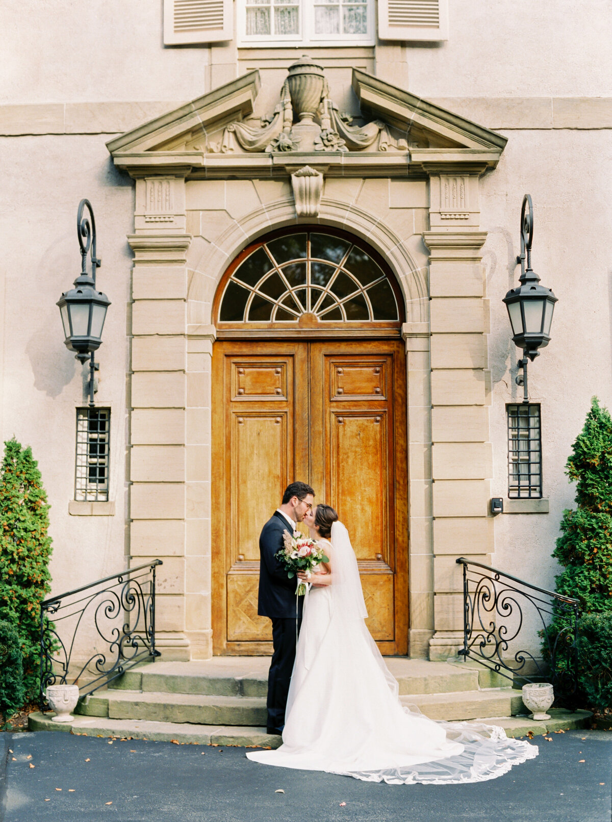 Tiffaney Childs-Newport Wedding Photographer-Lori + Christopher-Glenmanor House Wedding-88