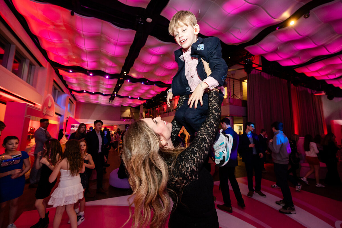 Current_At_Chelsea_Piers-Bat_Mitzvah-Olivia-1074