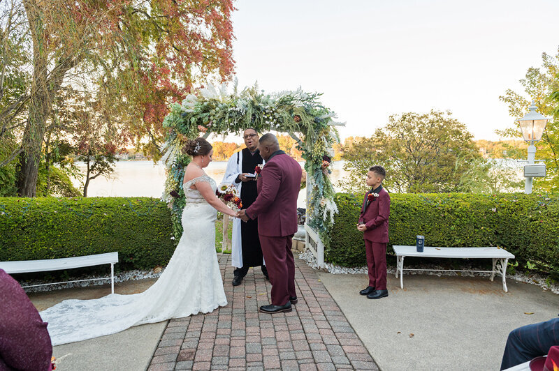 Detroit Wedding Photographer Victoria Wedding Chapel-128