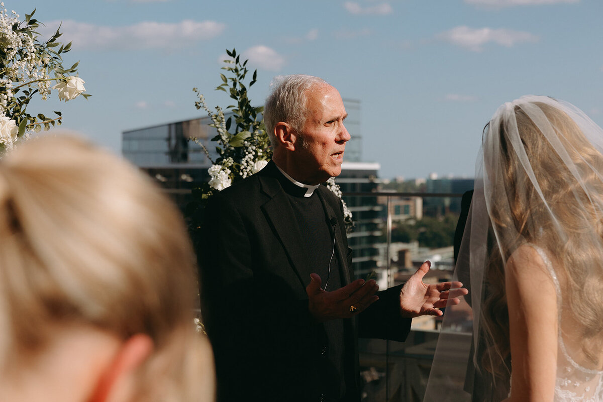 alayna-jake-hotel-kansas-city-wedding-kayxbee-727