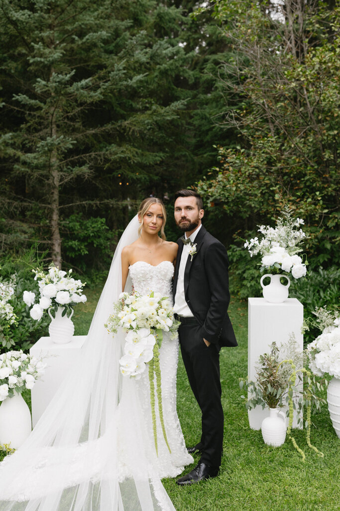 Gorgeous and elegant wedding at The Valley Weddings, a rustic and majestic wedding venue in Westerose, Alberta, featured on the Brontë Bride Vendor Guide.