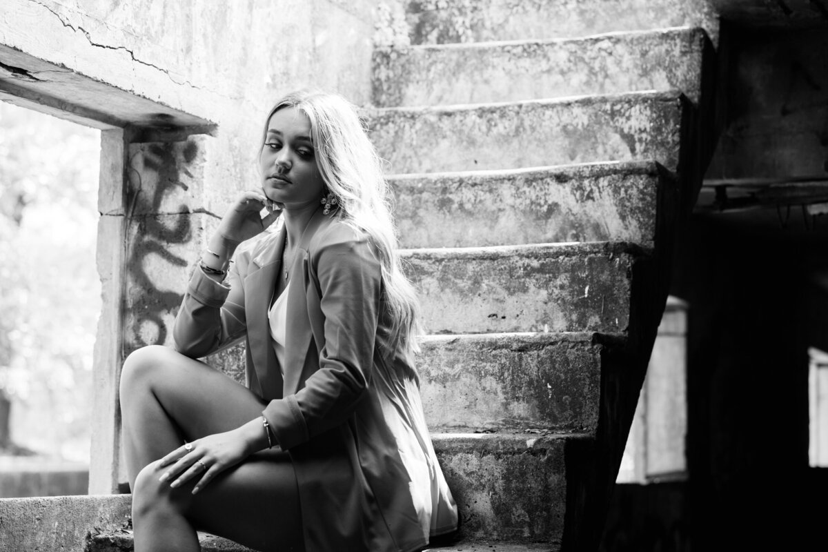 084_Senior