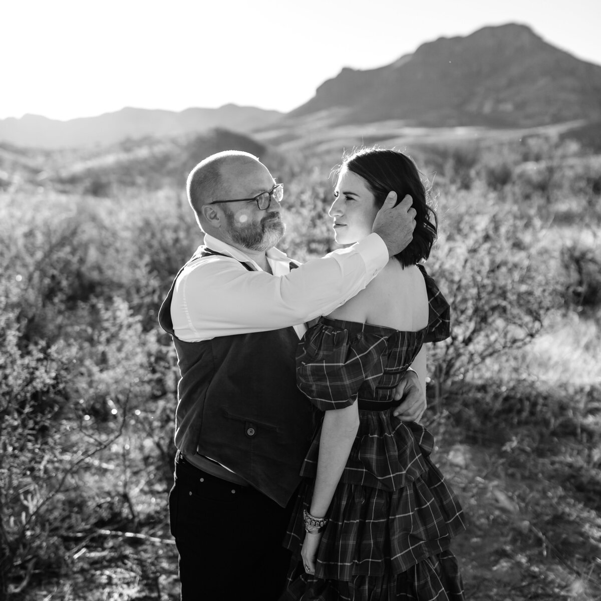 12102022_Rebecca+LeoDesertPortraits_TubacAZ_AnjaJensenPhotography-105