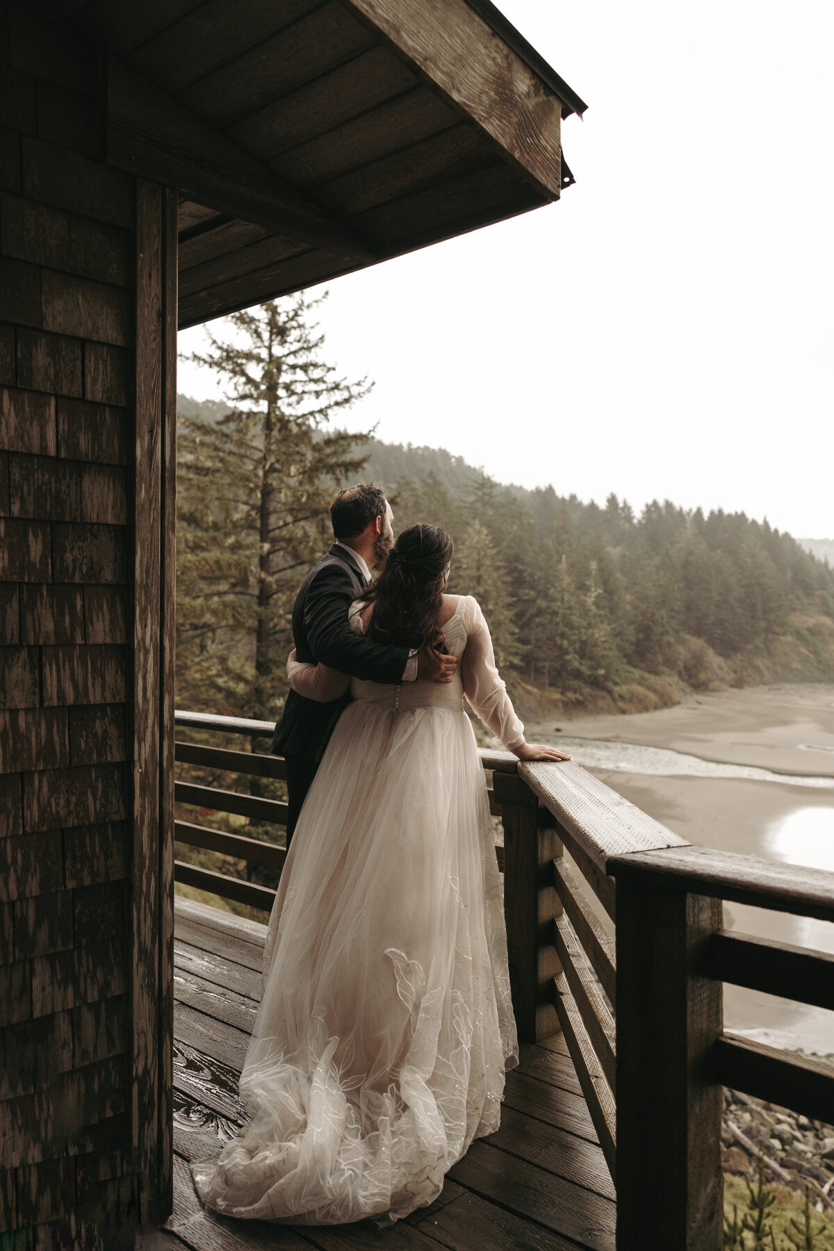 beckyzachbrookingsoregonelopement58