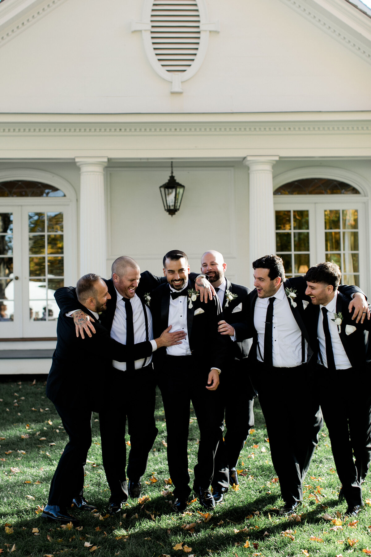 groomsmen-photos-sarah-brehant-events