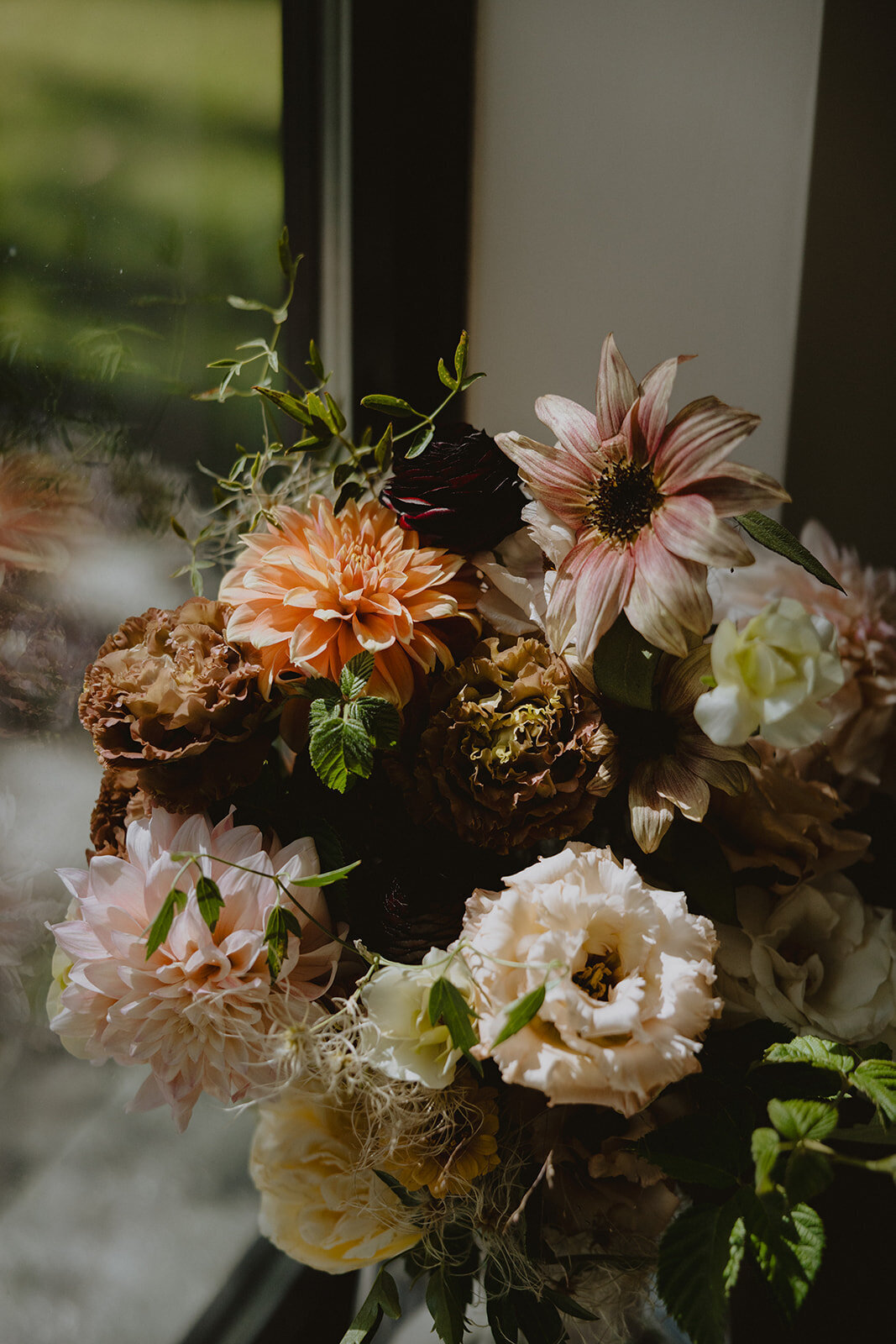 trail-creek-cabin-end-of-summer-wedding-kelly-jackson-getting-ready-142
