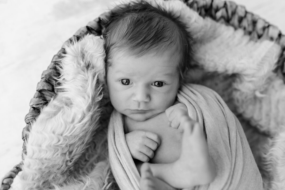 Natural Light Bright and Airy Newborn Photography-27
