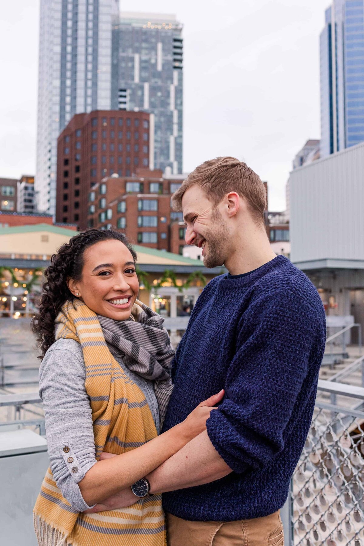 Pike-Place-Engagement-Session-Seattle-WA-Winter3