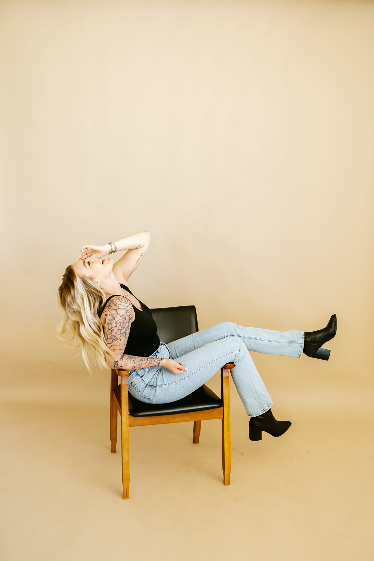 MINI_STUDIO_SESSION_EDITS_COLLECTIVE_SPACE_WILD_HONEY_PHOTO-300
