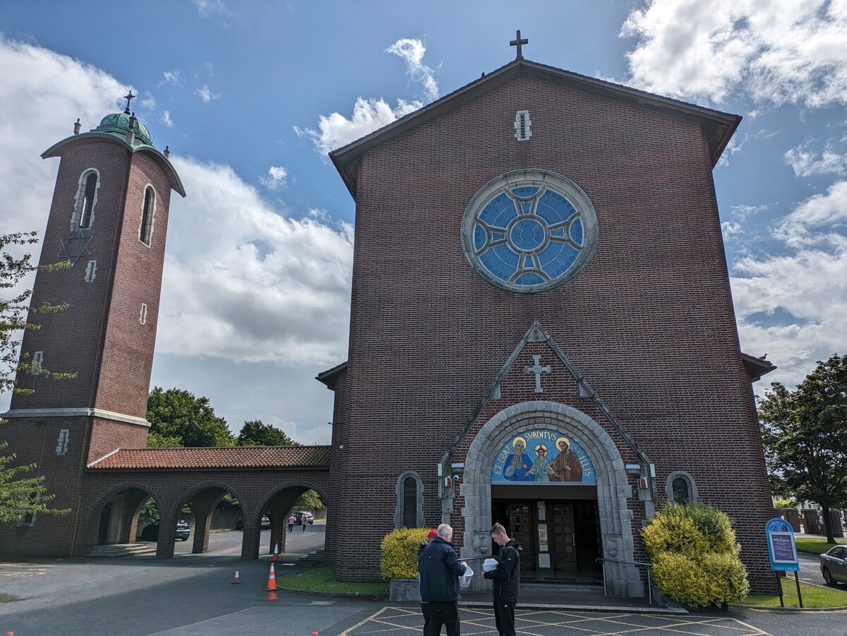 Holy_Child_Dublin_20230709_102853838_2774x2083