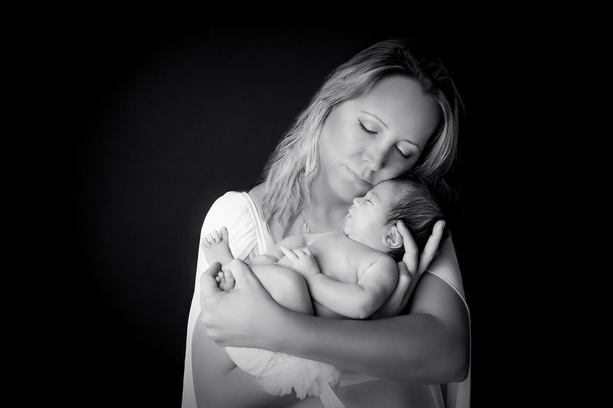 Tally Safdie newborn photography mom and baby black and white