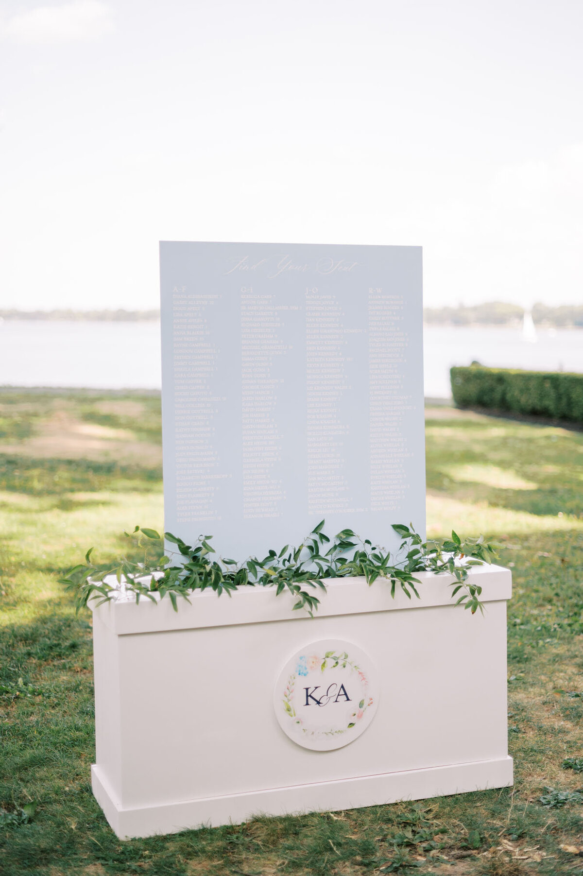 jaclyn-fisher-events-planning-romantic-riverfront-garden-wedding-in-philadelphia-25