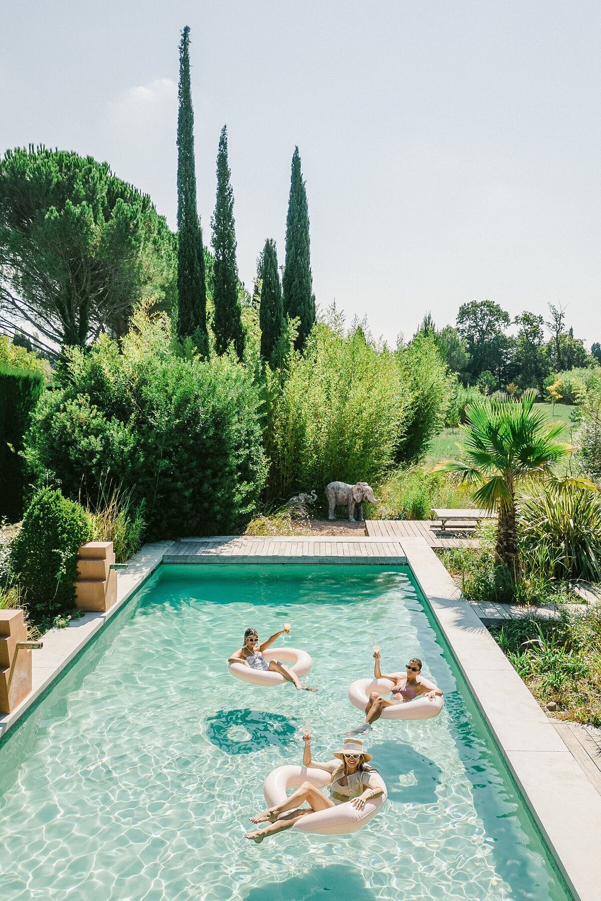 fashion-modern-candid-timeless-wedding-photographer-european-56