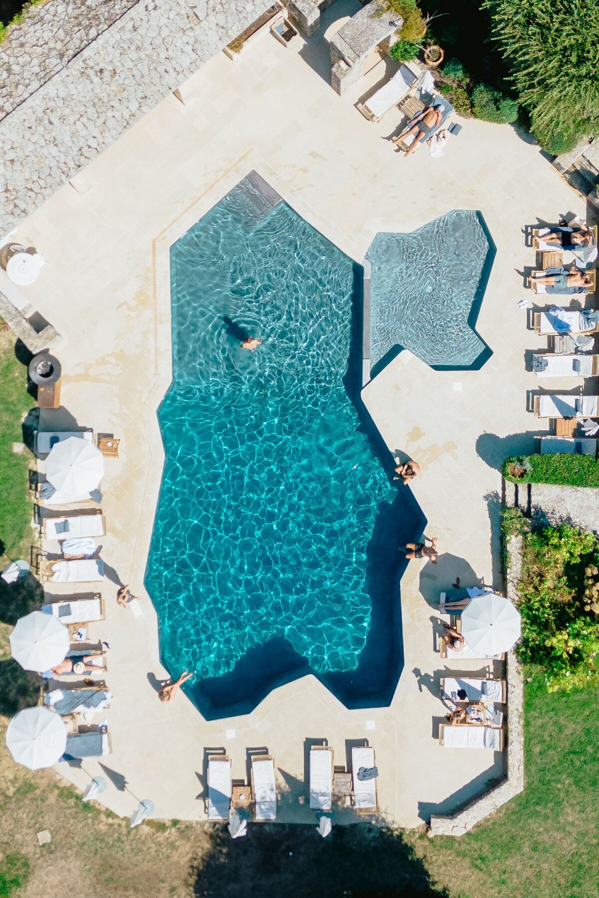 lieu-avec-piscine-pour-se-marier