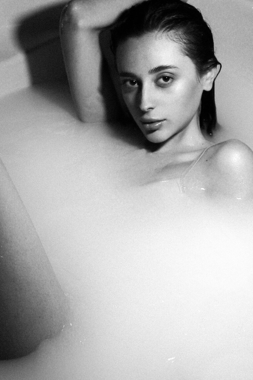 Studio Photographer 30