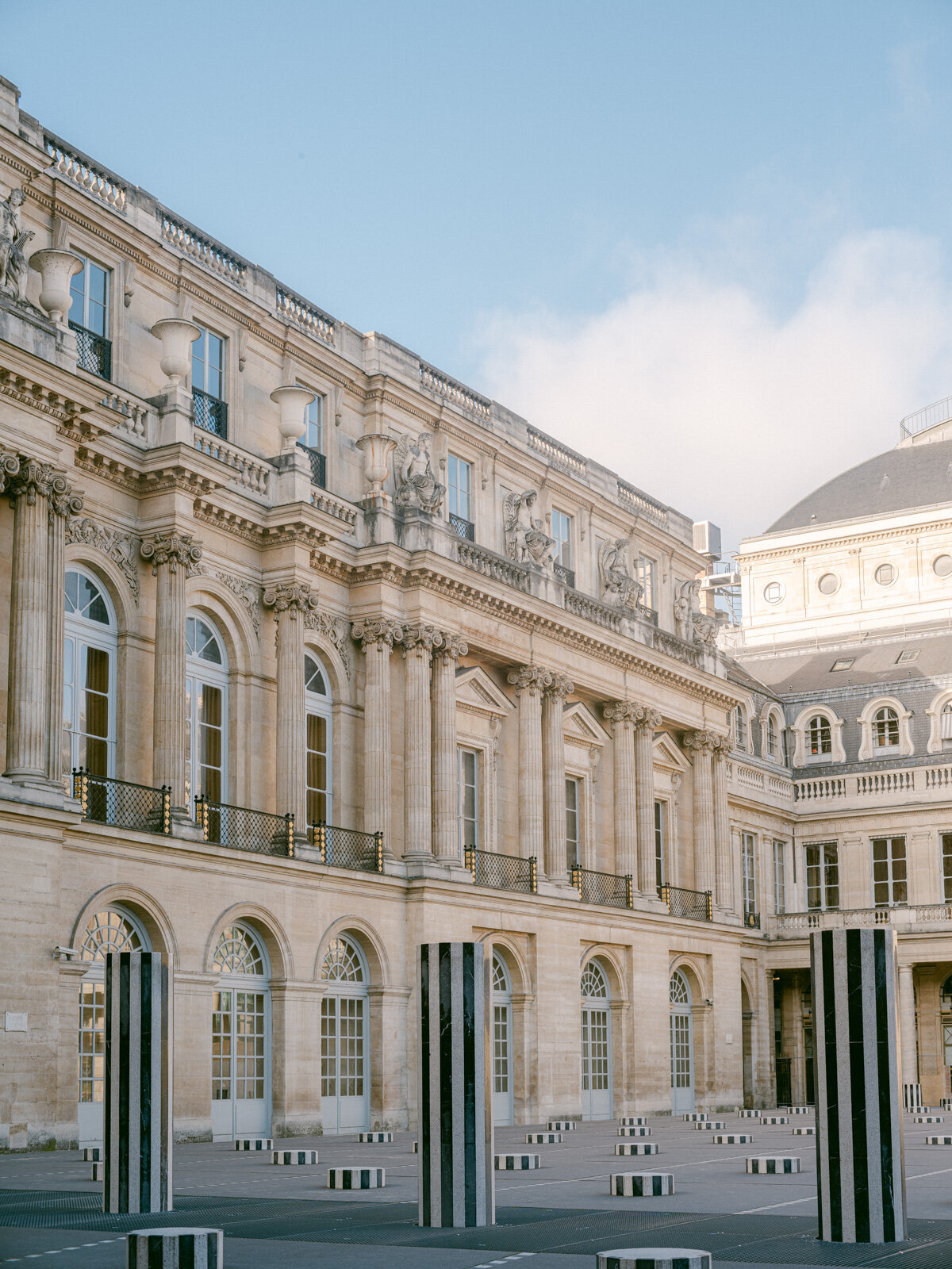 Engagement session Paris Louvres Tuileries Thomas Raboteur Luxury Wedding (28 sur 45)