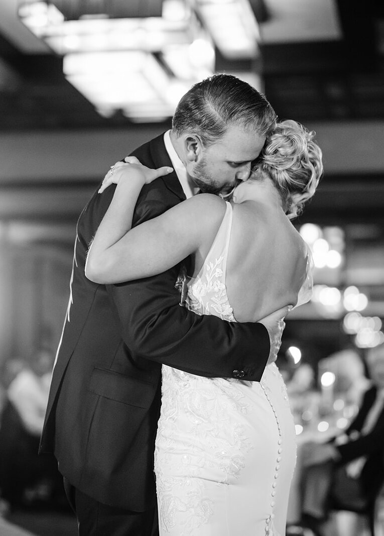 montage-deer-valley-summer-park-city-utah-wedding-logan-walker-425L-1871bw