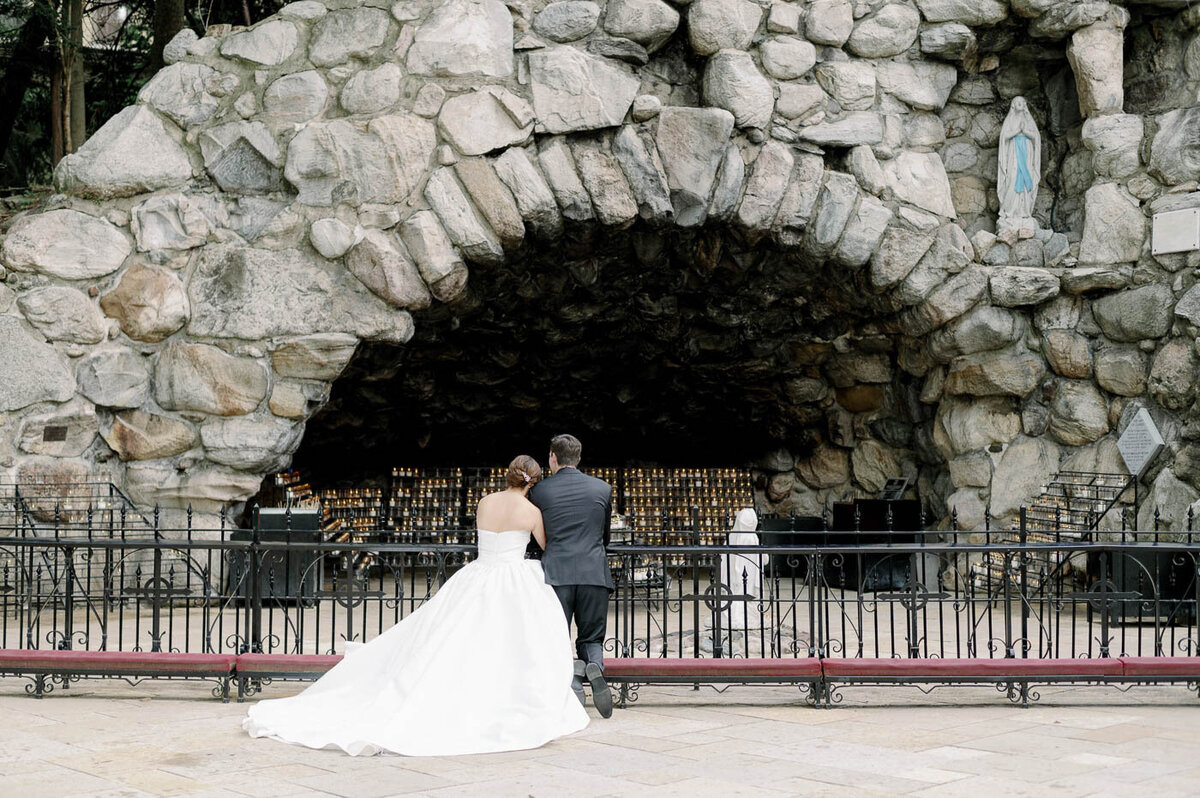 Notre-Dame-Smith-Ballroom-Summer-Wedding43