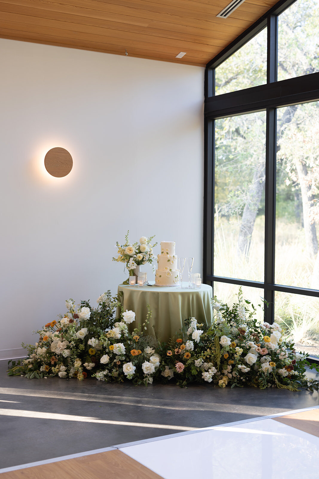 wedding cake set up at The Grand Lady