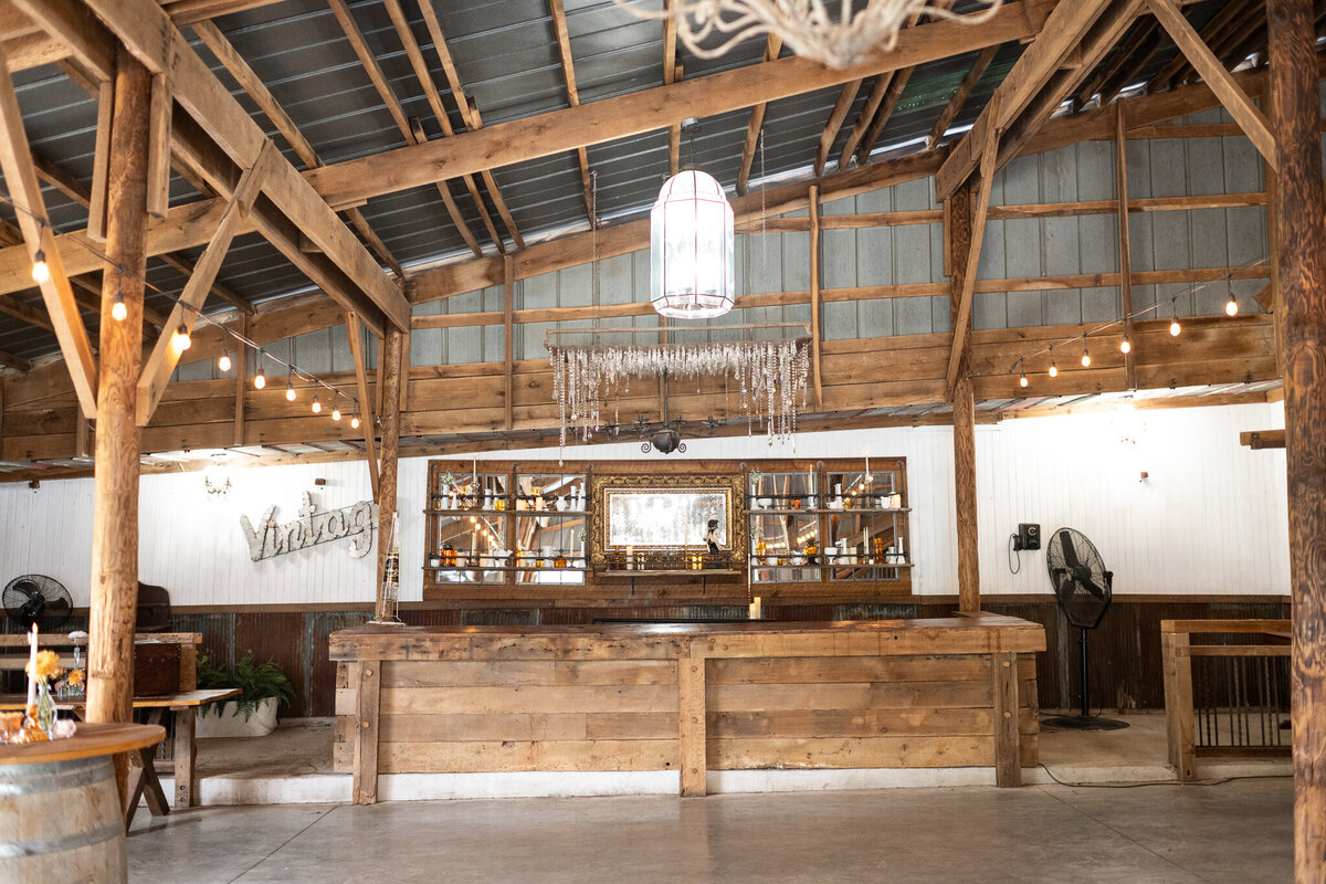 Jenna Shriver Photography_The Hummingbird Chateau_venue images_downsized-305