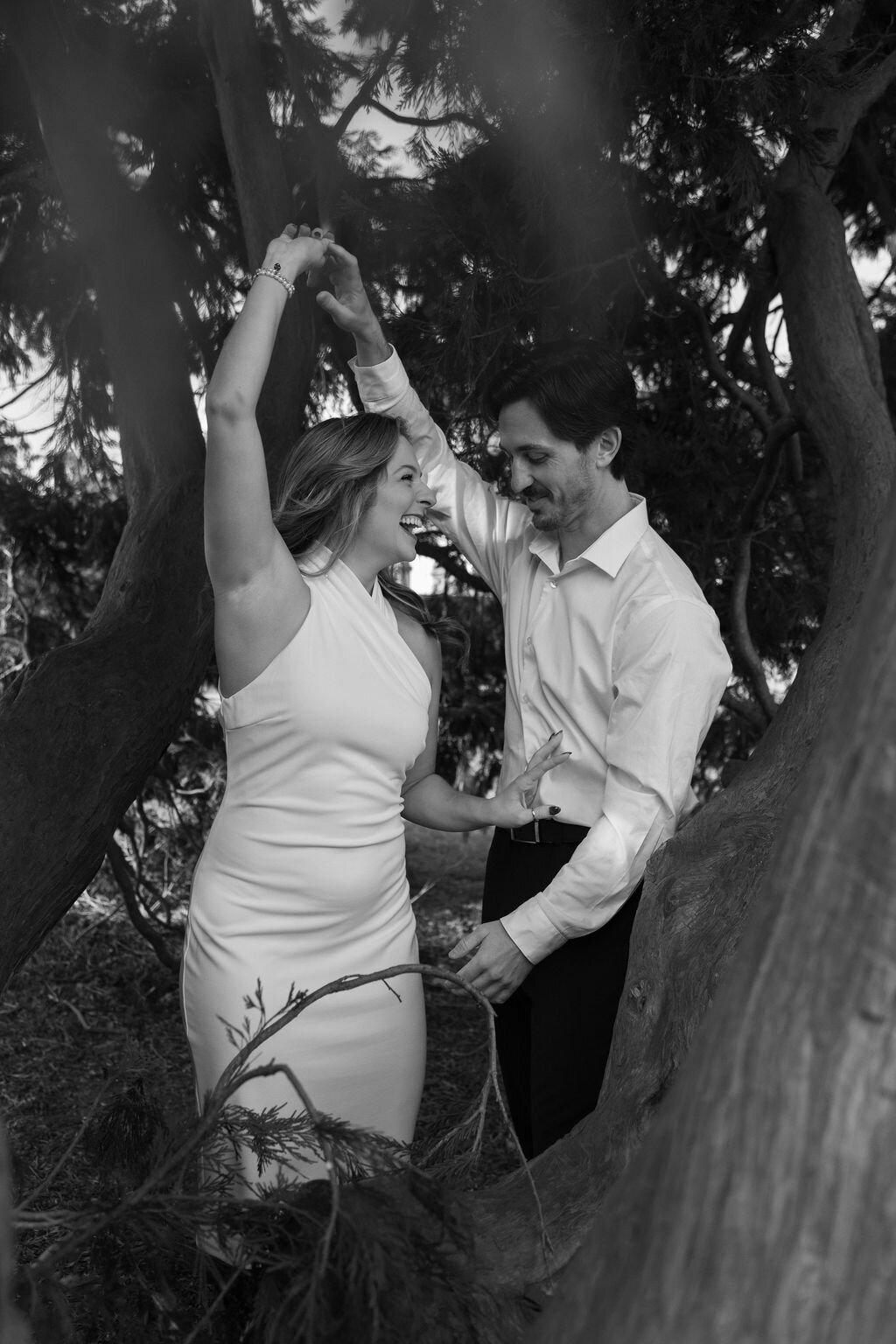 meredith-michel-photography-black-and-white-couples-dance-richmond-va