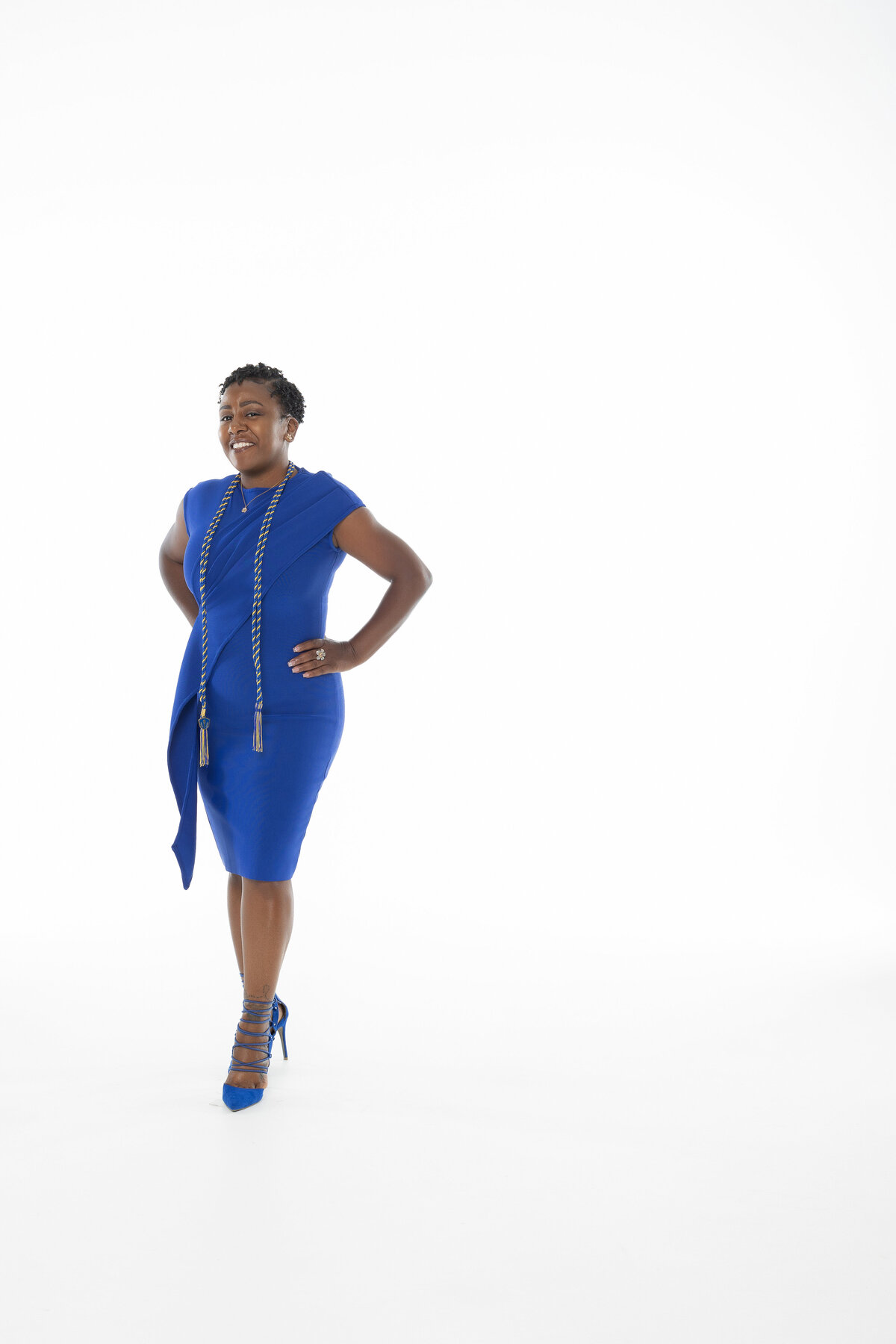 photobyshai_graduationphotoshoot_smoke