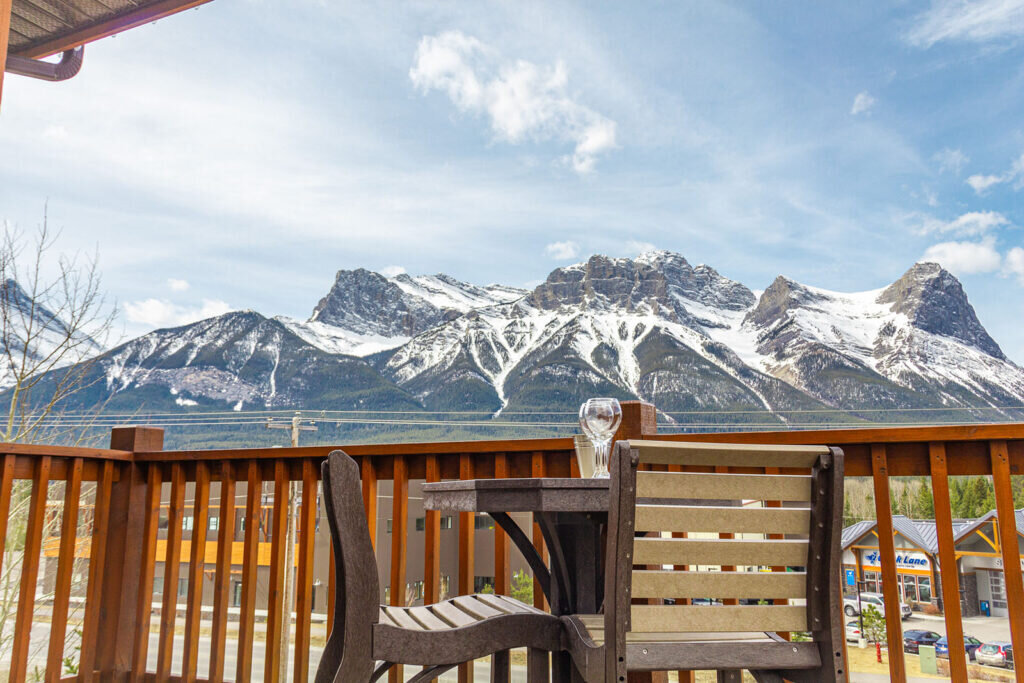 Stoneridge-canmore-view